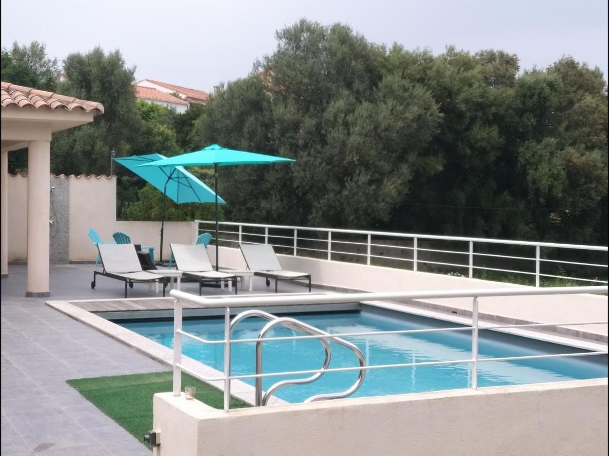 Villa Climatisee Avec Piscine Sari-Solenzara Extérieur photo
